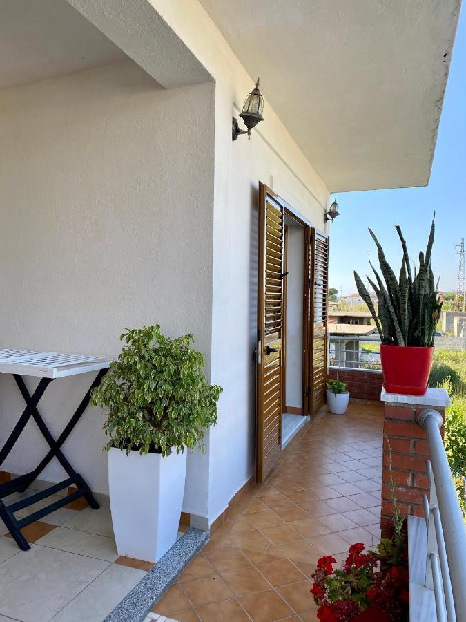 Vila Arlind Hotel Vlore Exterior photo
